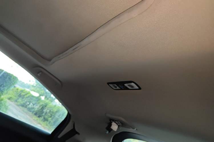 Used Honda Vezel 2020 1.5L CVT Elite Edition Headliner
