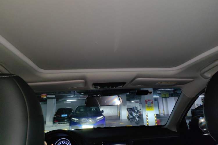 Used Honda Vezel 2020 220 TURBO CVT Luxury Edition Headliner