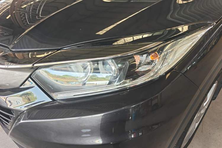 Used Honda Vezel 2020 220 TURBO CVT Elite Edition Left Front Headlight