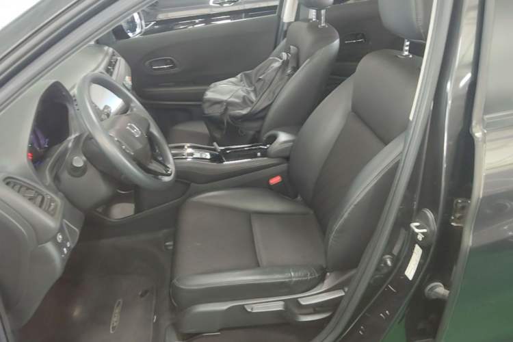 Used Honda Vezel 2020 1.5L CVT Pioneer Edition Left Front Seat