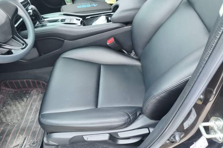 Used Honda Vezel 2020 220 TURBO CVT Elite Edition Left Front Seat