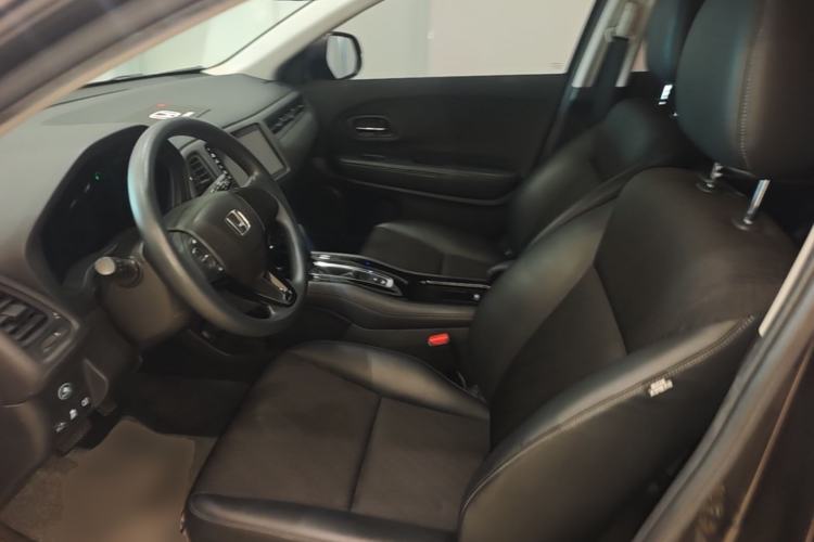 Used Honda Vezel 2020 1.5L CVT Pioneer Edition Left Front Seat