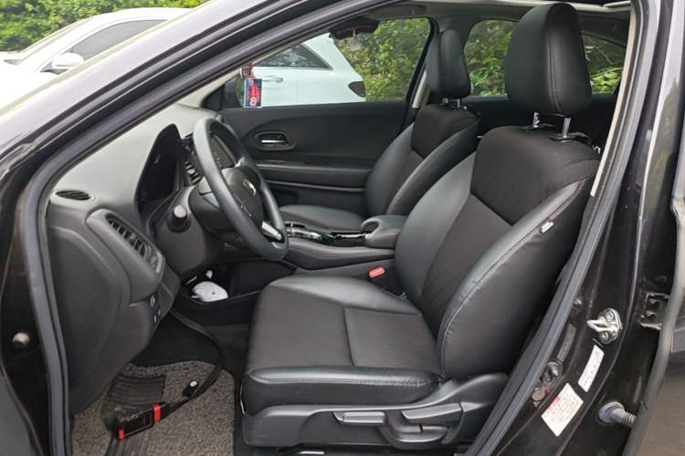 Used Honda Vezel 2020 1.5L CVT Pioneer Edition Left Front Seat