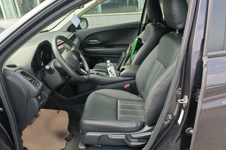 Used Honda Vezel 2020 1.5L CVT Elite Edition Left Front Seat