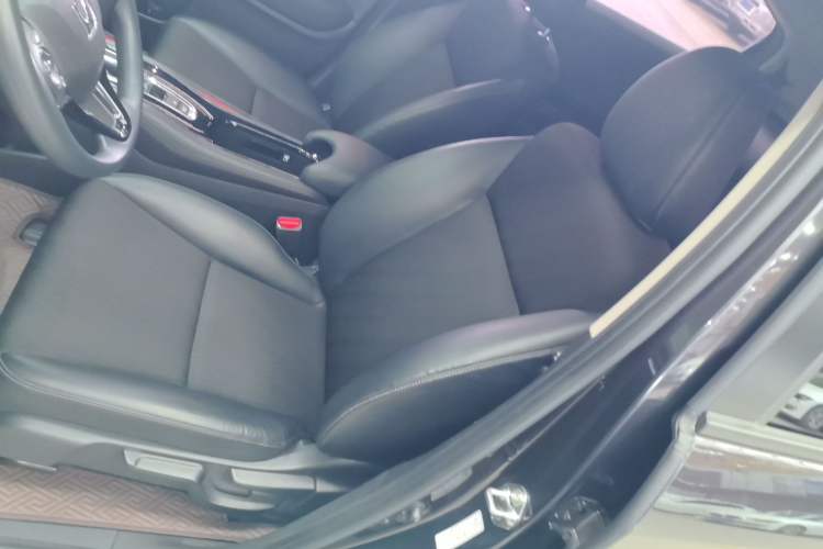 Used Honda Vezel 2020 1.5L CVT Luxury Edition Left Front Seat