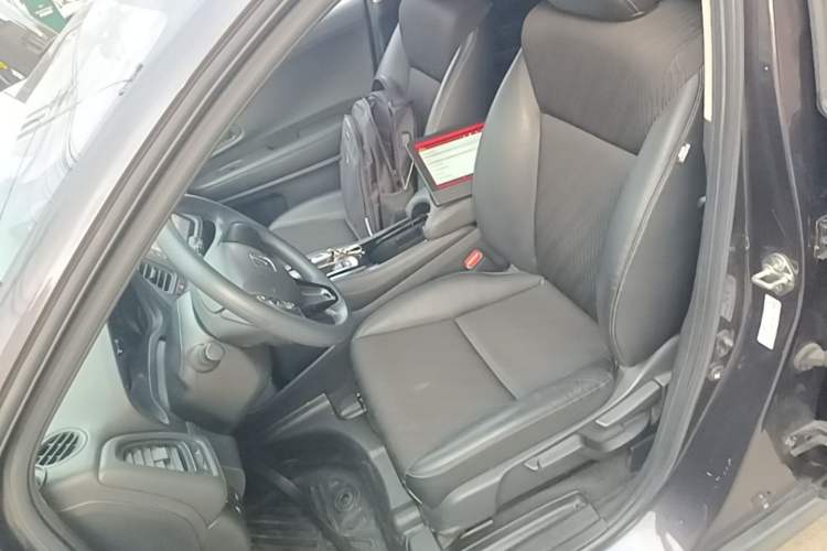 Used Honda Vezel 2020 1.5L CVT Luxury Edition Left Front Seat