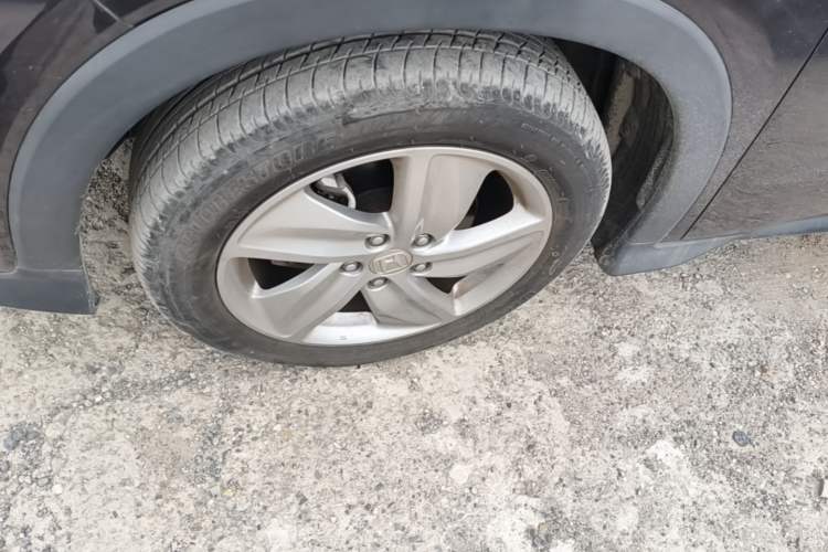 Used Honda Vezel 2020 220 TURBO CVT Elite Edition Left Front Wheel Hub