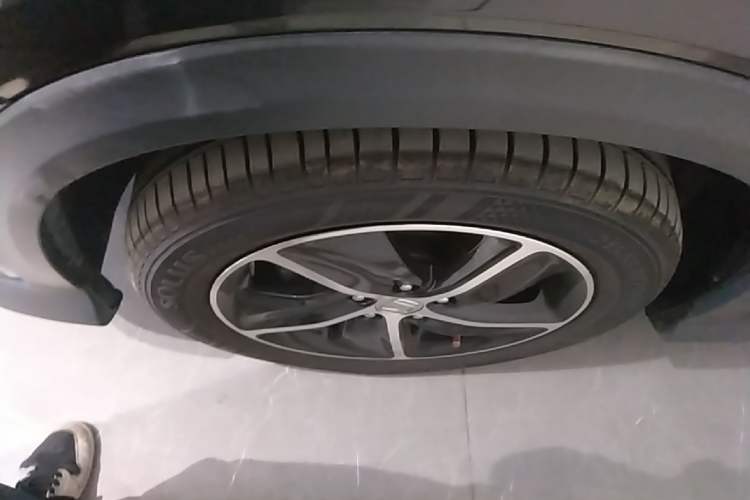 Used Honda Vezel 2020 1.5L CVT Pioneer Edition Left Front Wheel Hub
