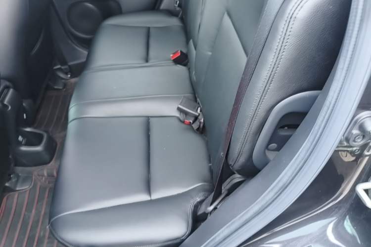 Used Honda Vezel 2020 220 TURBO CVT Elite Edition Left Rear Seat
