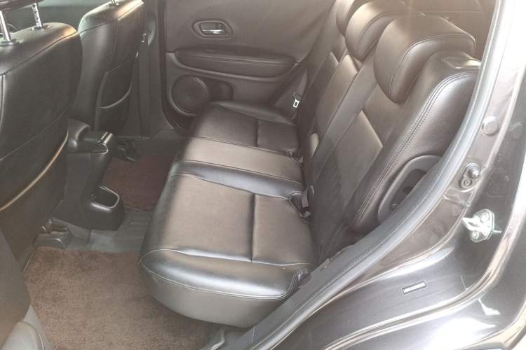 Used Honda Vezel 2020 1.5L CVT Pioneer Edition Left Rear Seat