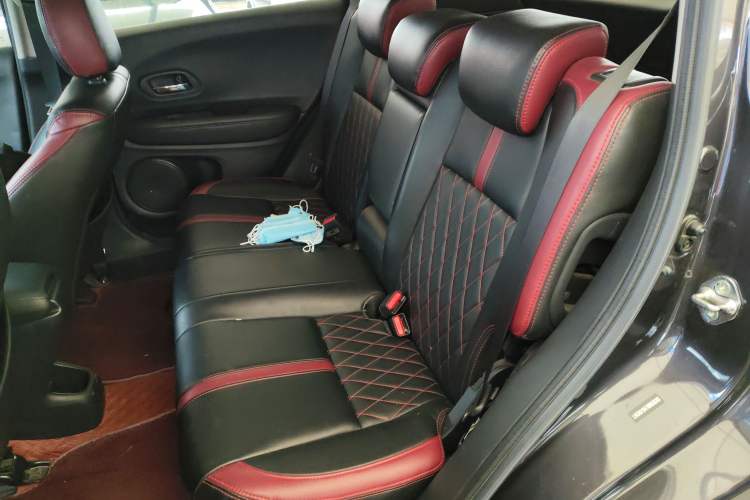 Used Honda Vezel 2020 1.5L CVT Pioneer Edition Left Rear Seat