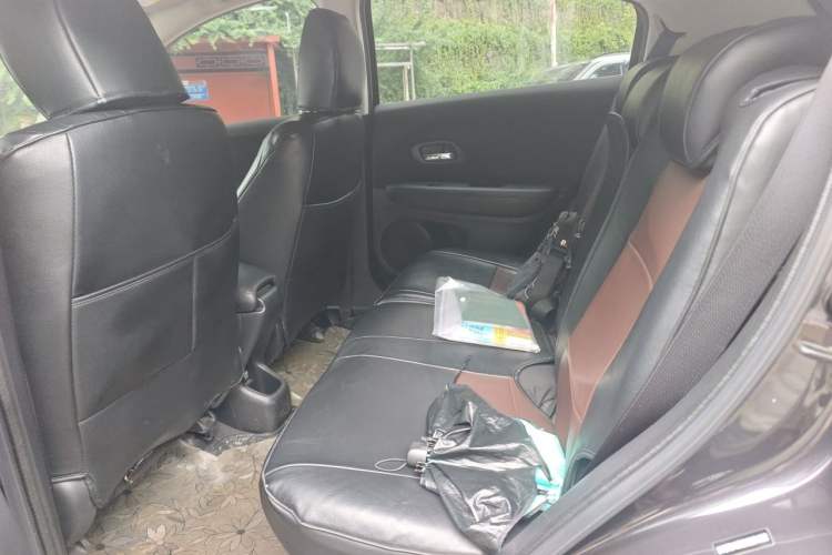 Used Honda Vezel 2020 220 TURBO CVT Elite Edition Left Rear Seat