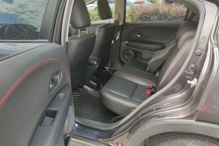 Used Honda Vezel 2020 1.5L CVT Elite Edition Left Rear Seat