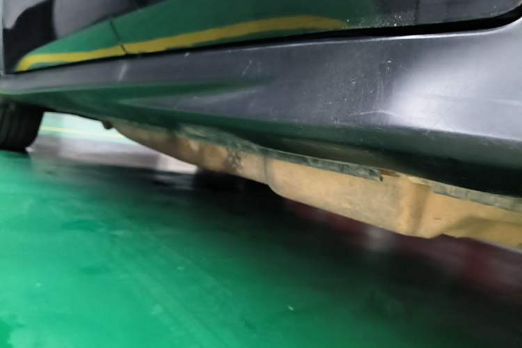 Used Honda Vezel 2020 1.5L CVT Pioneer Edition Left Side Sill