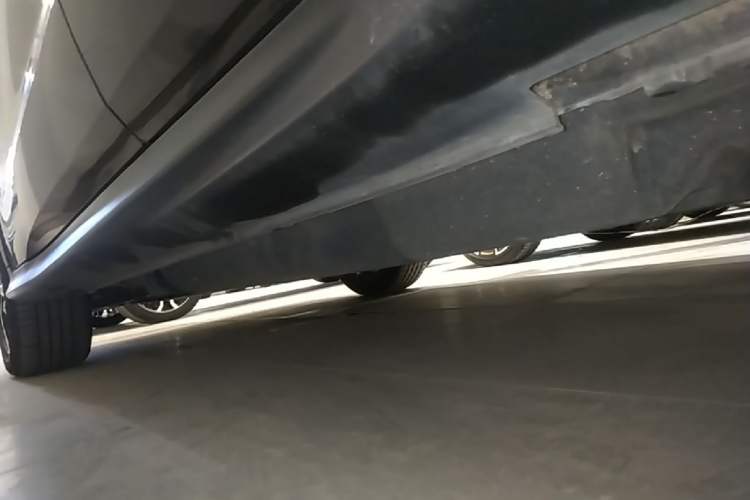 Used Honda Vezel 2020 1.5L CVT Pioneer Edition Left Side Sill