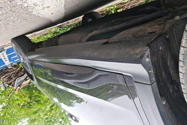 Used Honda Vezel 2020 1.5L CVT Pioneer Edition Left Side Sill
