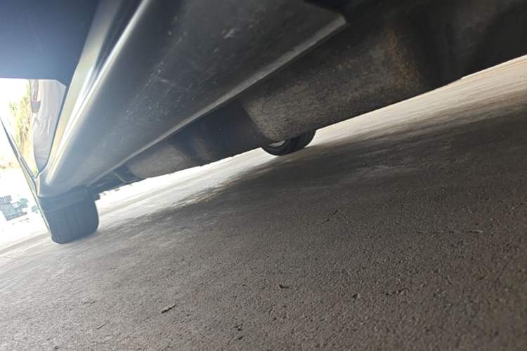 Used Honda Vezel 2020 220 TURBO CVT Elite Edition Left Side Sill