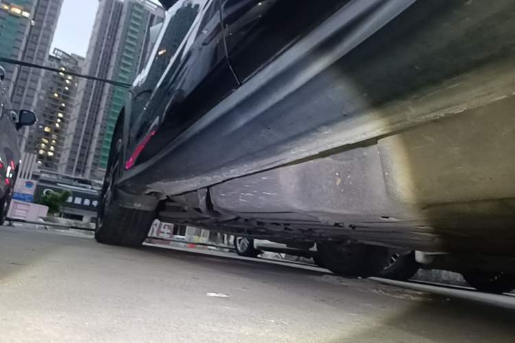 Used Honda Vezel 2020 1.5L CVT Luxury Edition Left Side Sill