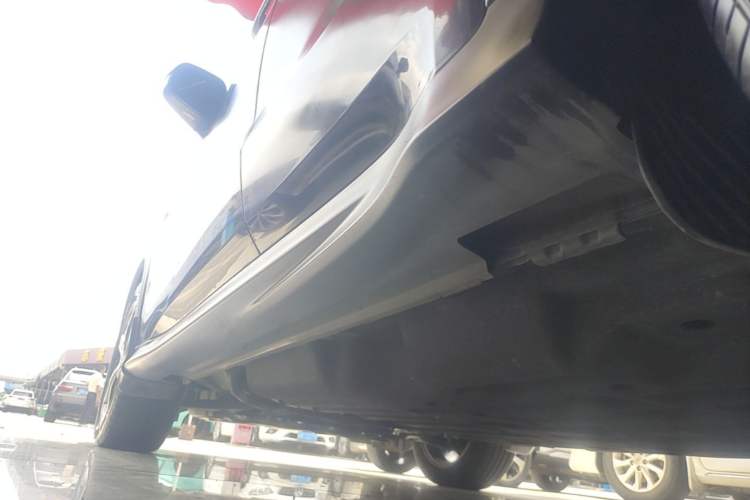 Used Honda Vezel 2020 1.5L CVT Pioneer Edition Left Side Sill