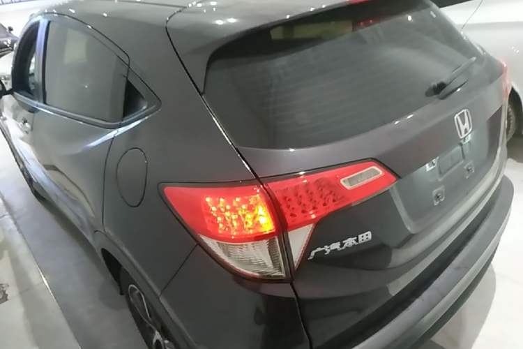 Used Honda Vezel 2020 1.5L CVT Pioneer Edition Rear Left 45 Deg