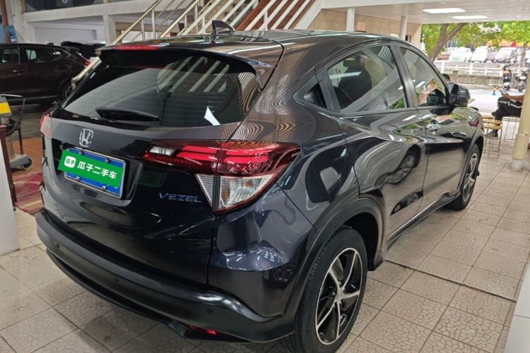 Used Honda Vezel 2020 1.5L CVT Luxury Edition Rear Right 45 Deg