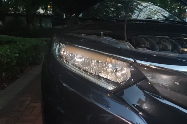 Used Honda Vezel 2020 1.5L CVT Luxury Edition Right Front Headlight