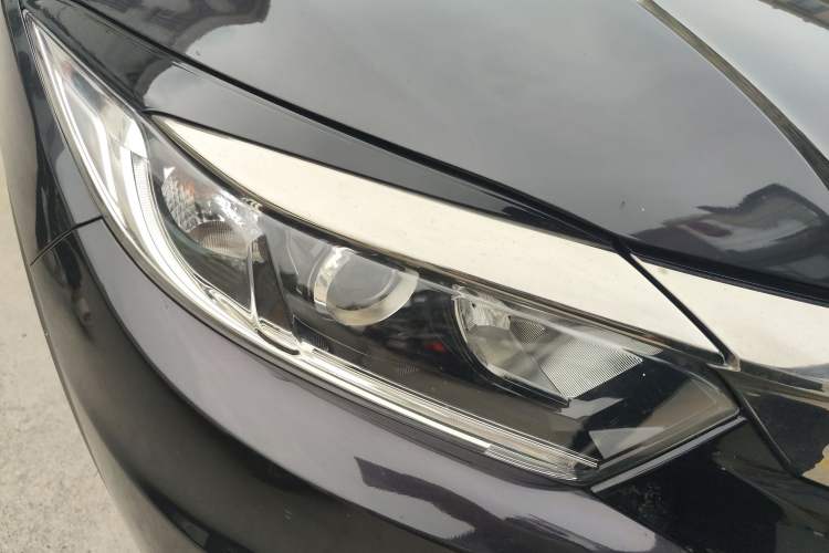 Used Honda Vezel 2020 1.5L CVT Pioneer Edition Right Front Headlight