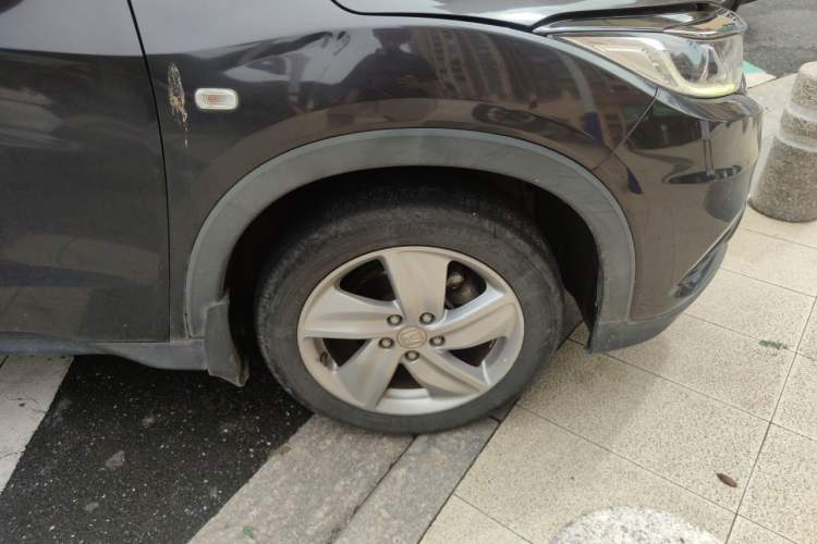 Used Honda Vezel 2020 1.5L CVT Elite Edition Right Front Wheel Hub
