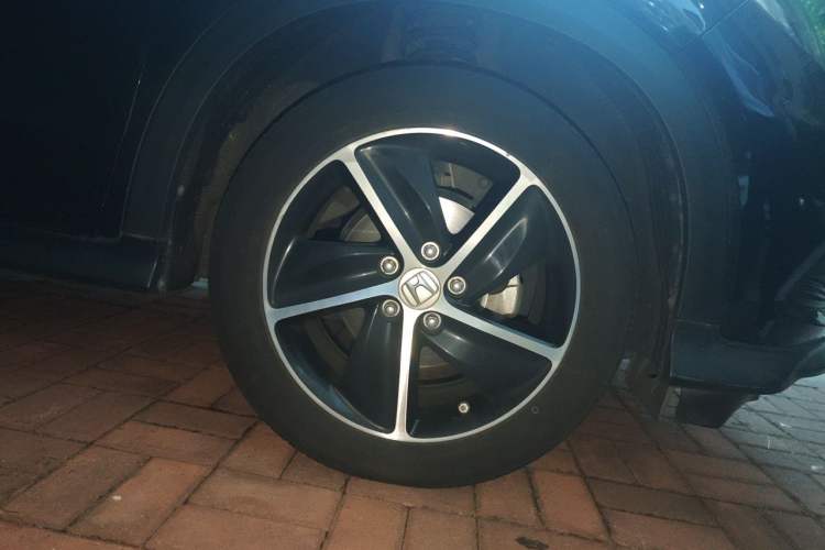 Used Honda Vezel 2020 1.5L CVT Luxury Edition Right Front Wheel Hub