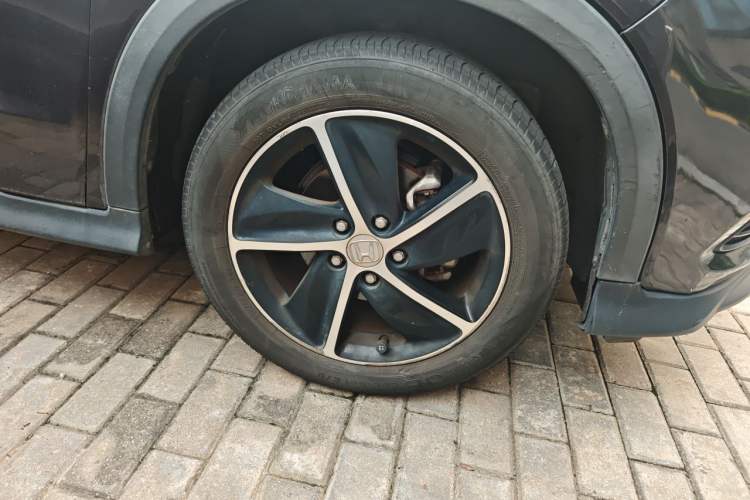 Used Honda Vezel 2020 1.5L CVT Pioneer Edition Right Front Wheel Hub