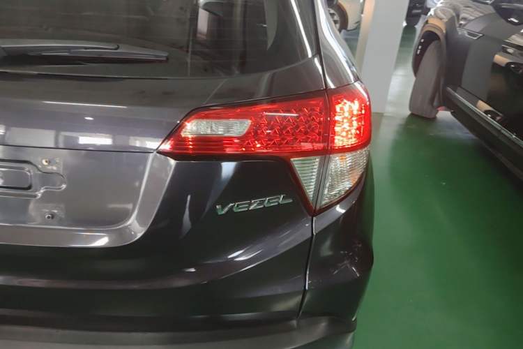 Used Honda Vezel 2020 1.5L CVT Pioneer Edition Right Rear Taillight
