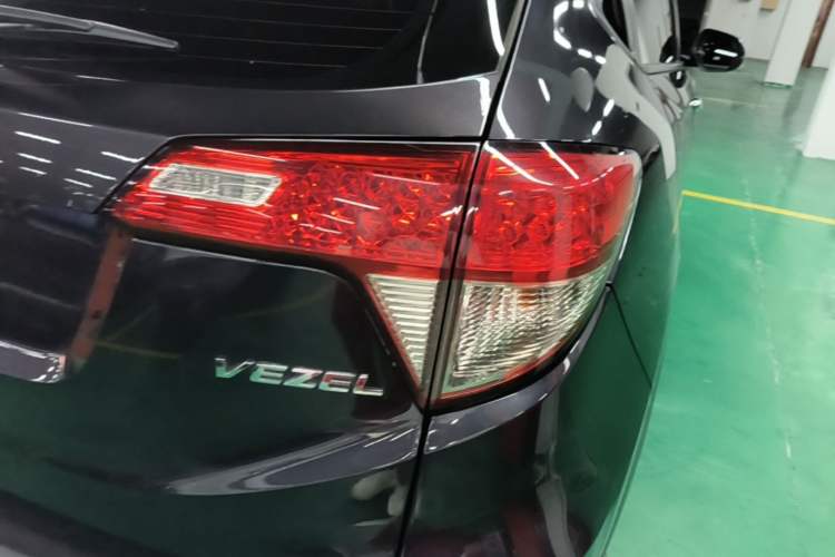 Used Honda Vezel 2020 1.5L CVT Pioneer Edition Right Rear Taillight