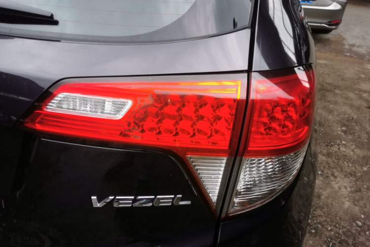 Used Honda Vezel 2020 1.5L CVT Pioneer Edition Right Rear Taillight