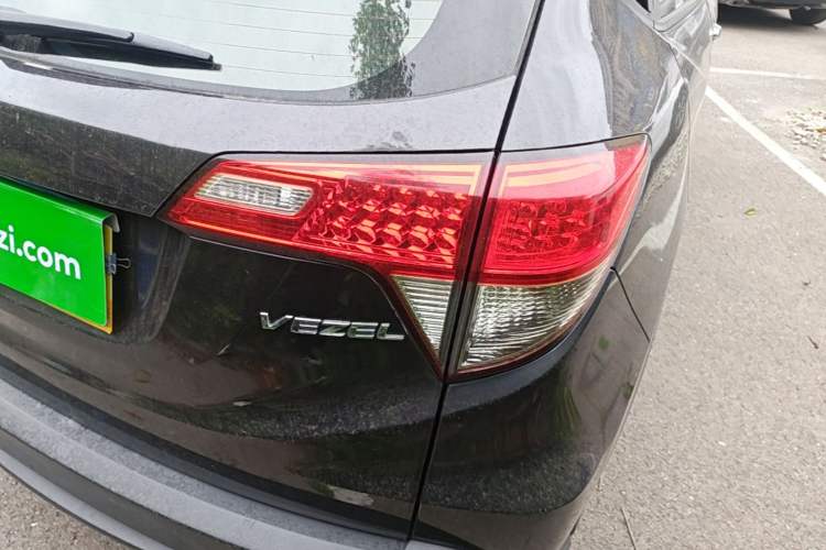 Used Honda Vezel 2020 1.5L CVT Pioneer Edition Right Rear Taillight