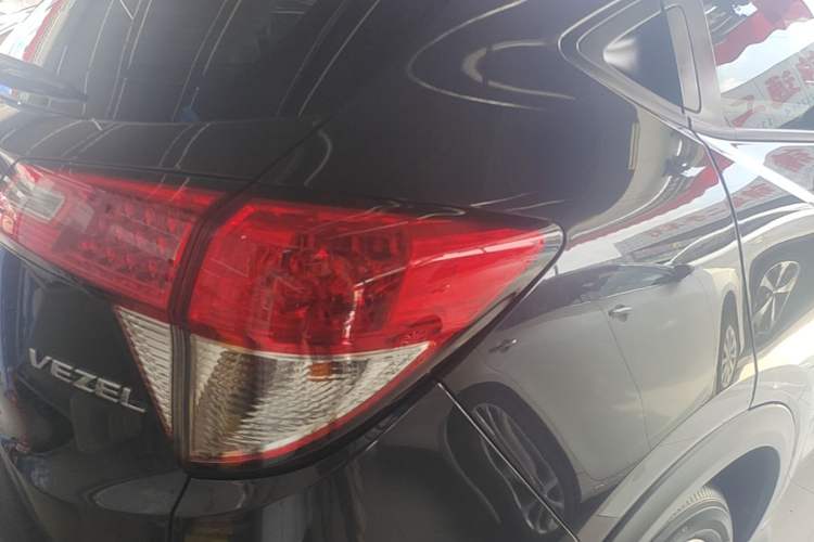 Used Honda Vezel 2020 1.5L CVT Pioneer Edition Right Rear Taillight