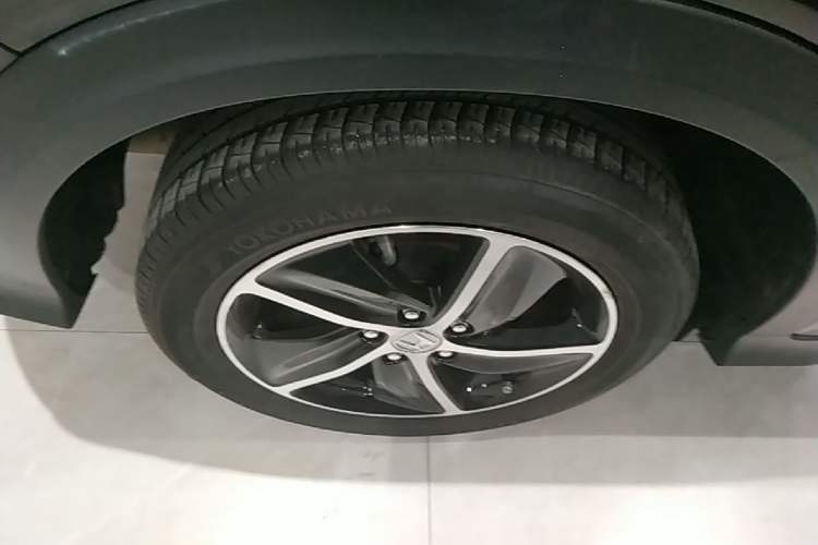 Used Honda Vezel 2020 1.5L CVT Pioneer Edition Right Rear Wheel Hub