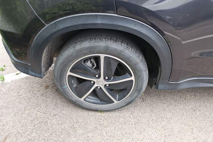 Used Honda Vezel 2020 1.5L CVT Pioneer Edition Right Rear Wheel Hub