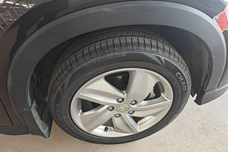 Used Honda Vezel 2020 220 TURBO CVT Elite Edition Right Rear Wheel Hub