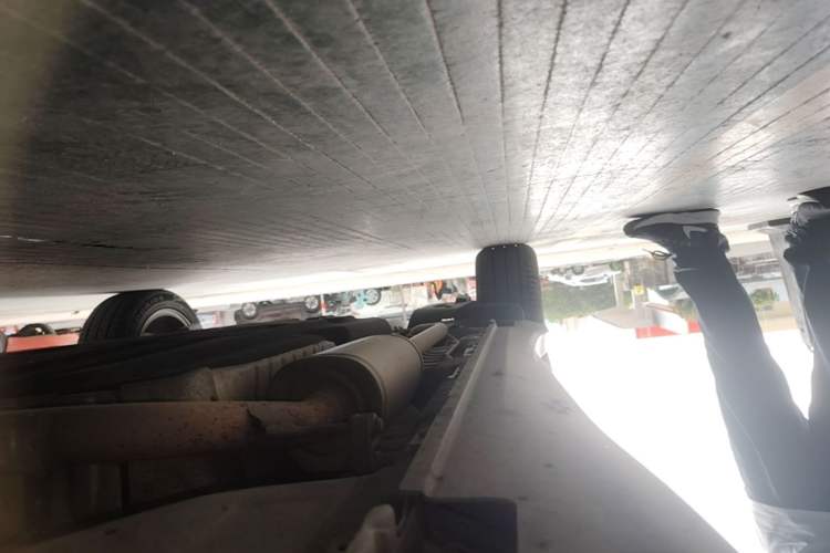 Used Honda Vezel 2020 1.5L CVT Pioneer Edition Right Side Sill