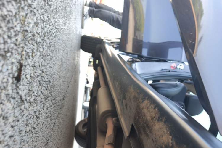 Used Honda Vezel 2020 1.5L CVT Pioneer Edition Right Side Sill