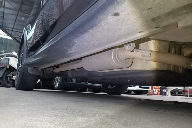 Used Honda Vezel 2020 1.5L CVT Luxury Edition Right Side Sill