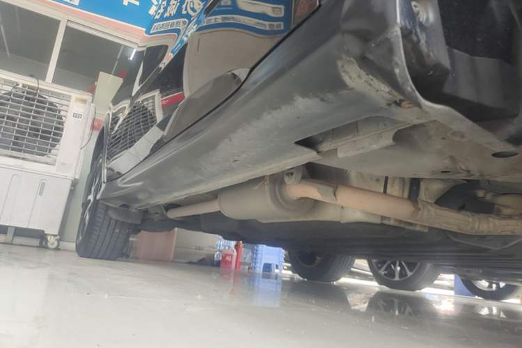 Used Honda Vezel 2020 1.5L CVT Pioneer Edition Right Side Sill
