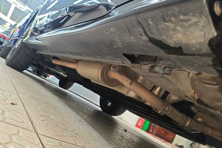 Used Honda Vezel 2020 1.5L CVT Luxury Edition Right Side Sill
