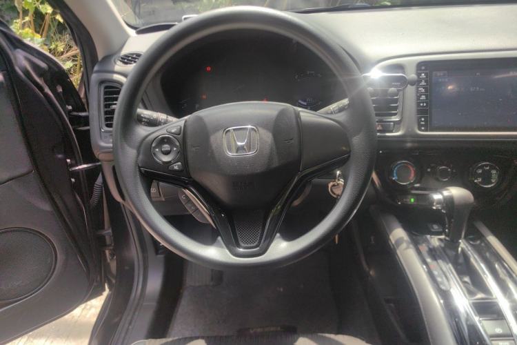 Used Honda Vezel 2020 1.5L CVT Pioneer Edition Steering Wheel