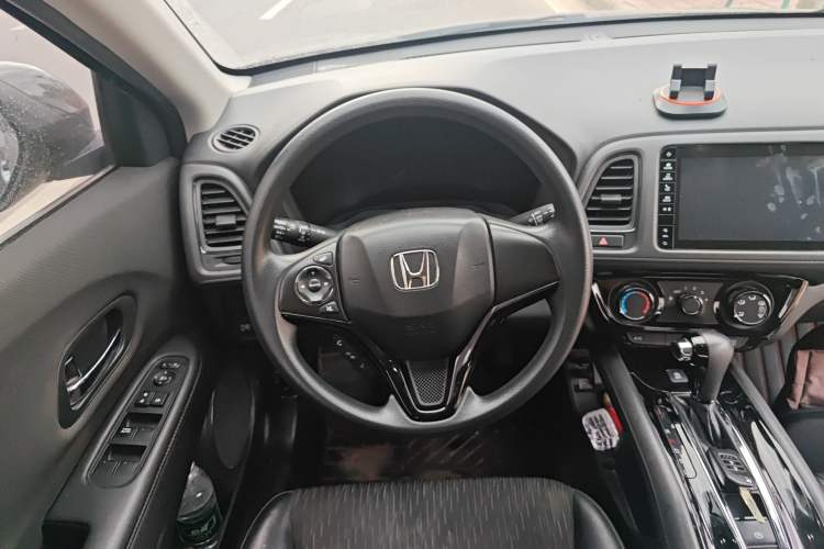 Used Honda Vezel 2020 1.5L CVT Pioneer Edition Steering Wheel