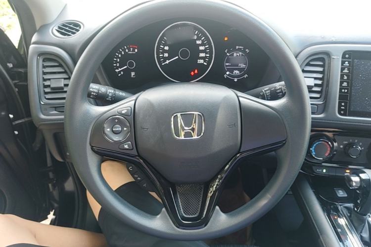 Used Honda Vezel 2020 1.5L CVT Pioneer Edition Steering Wheel