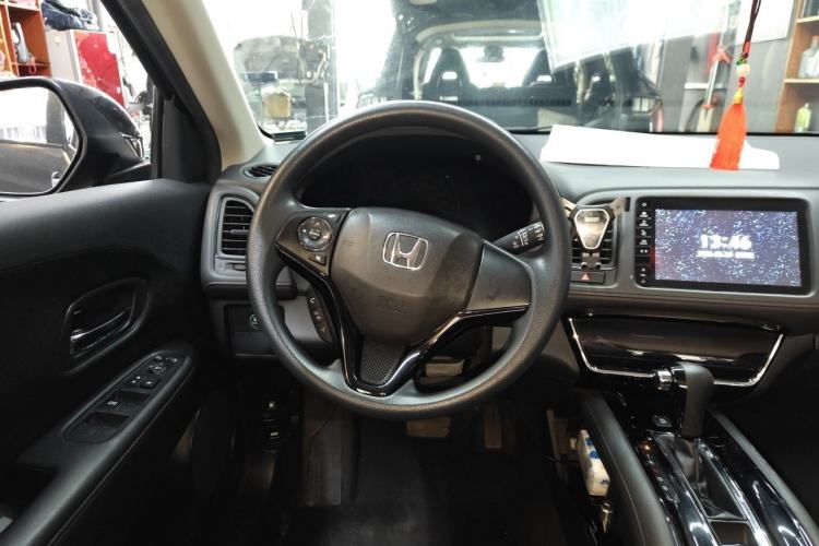Used Honda Vezel 2020 220 TURBO CVT Elite Edition Steering Wheel