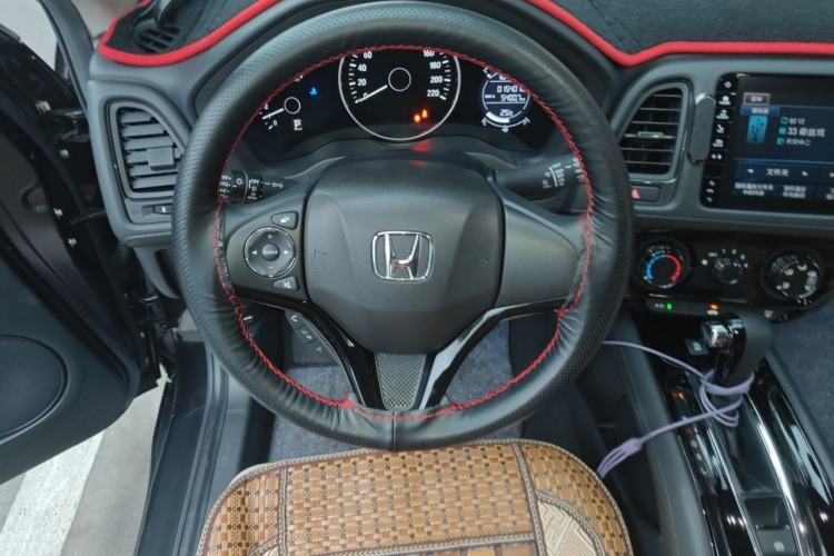 Used Honda Vezel 2020 1.5L CVT Pioneer Edition Steering Wheel