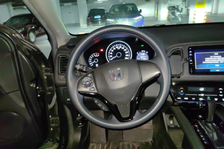 Used Honda Vezel 2020 220 TURBO CVT Luxury Edition Steering Wheel