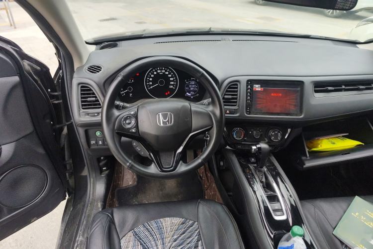 Used Honda Vezel 2020 1.5L CVT Pioneer Edition Steering Wheel